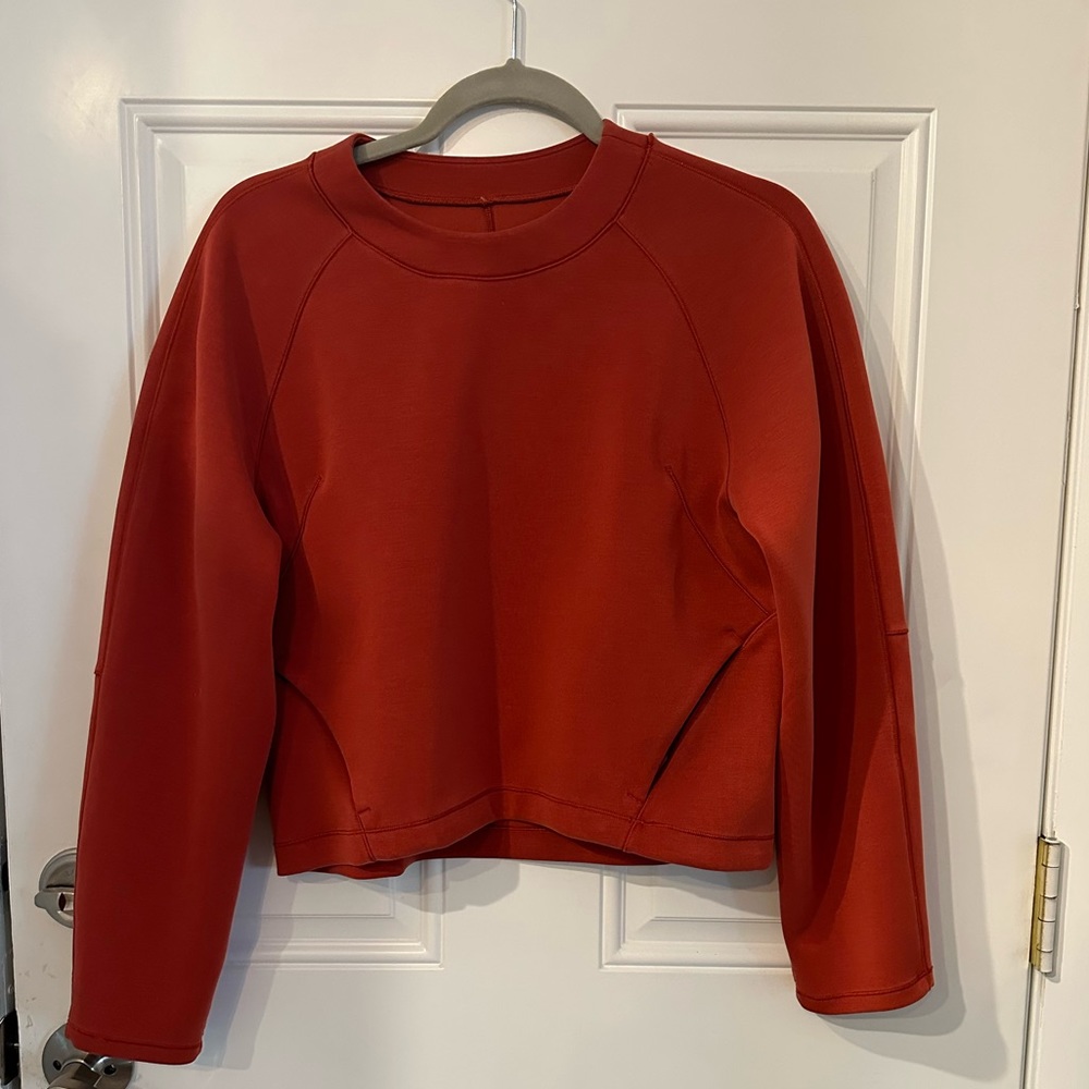 Lululemon size 6 crop sweatshirt burnt orange